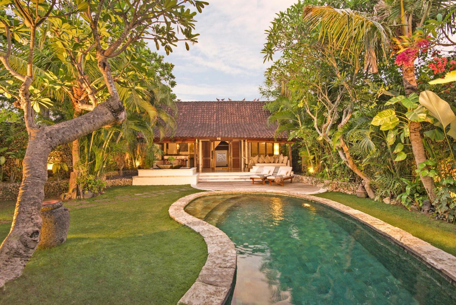 Villa Kubu Seminyak Exterior photo